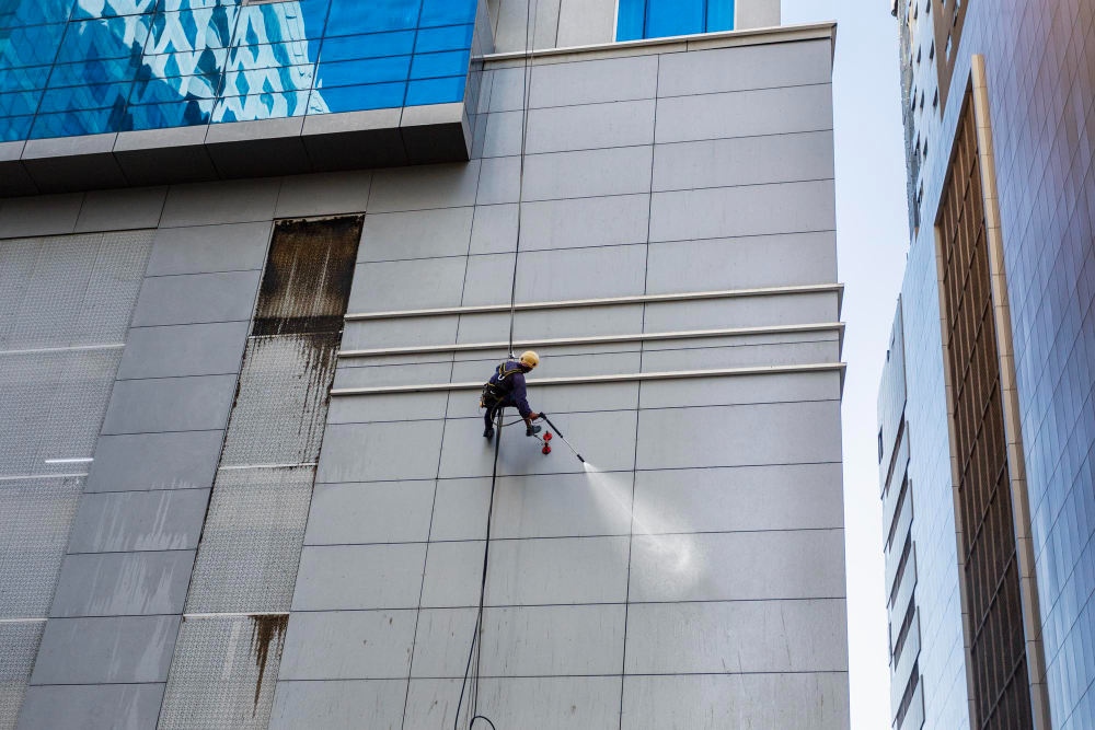 The Benefits of Pressure Washing Commercial Buildings